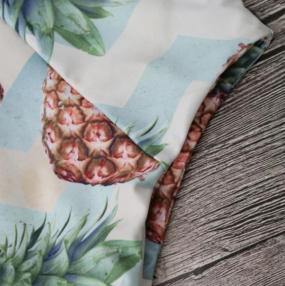 🍍LAST ONE! Only Large left! 🍍 - Picture 3 of 7